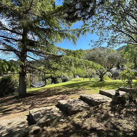 Robion en Luberon Hestia Bed & Breakfast エクステリア 写真
