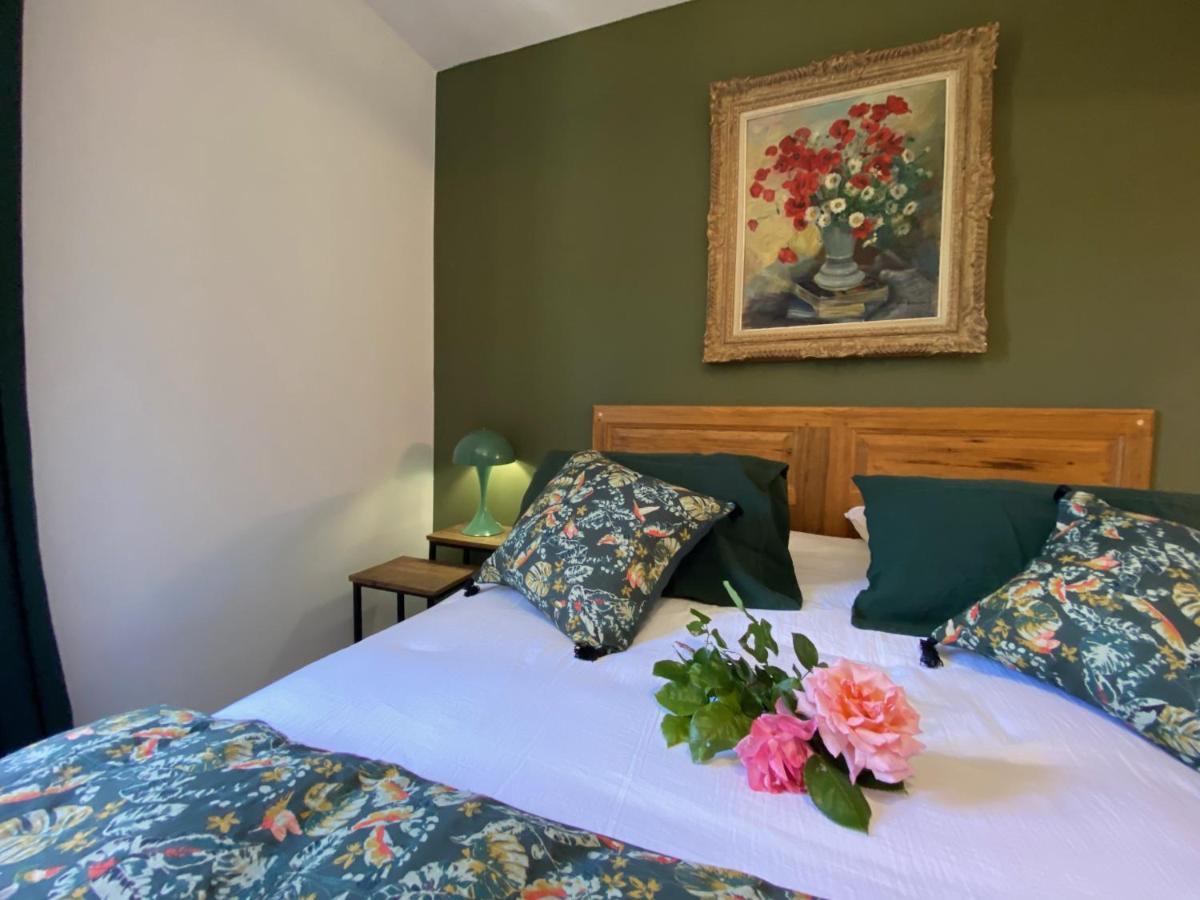 Robion en Luberon Hestia Bed & Breakfast エクステリア 写真
