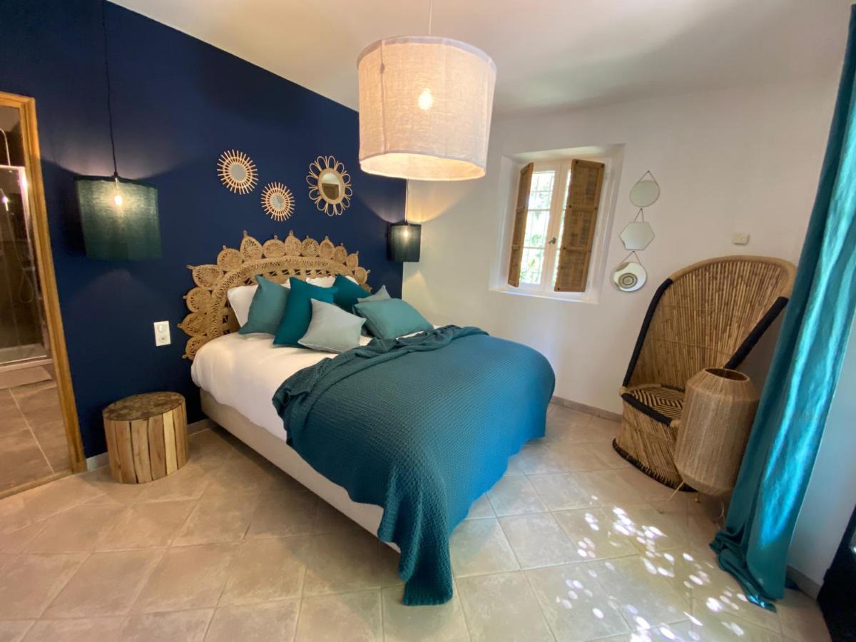 Robion en Luberon Hestia Bed & Breakfast エクステリア 写真