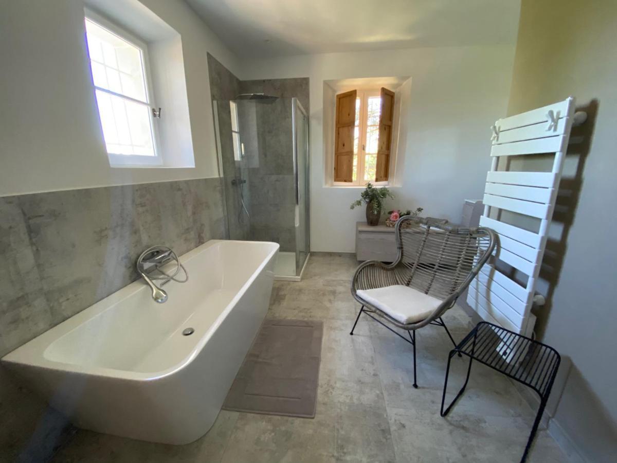 Robion en Luberon Hestia Bed & Breakfast エクステリア 写真